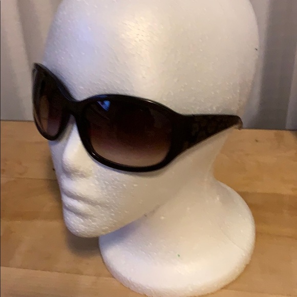 Juicy Couture Sunglasses - Picture 3 of 4